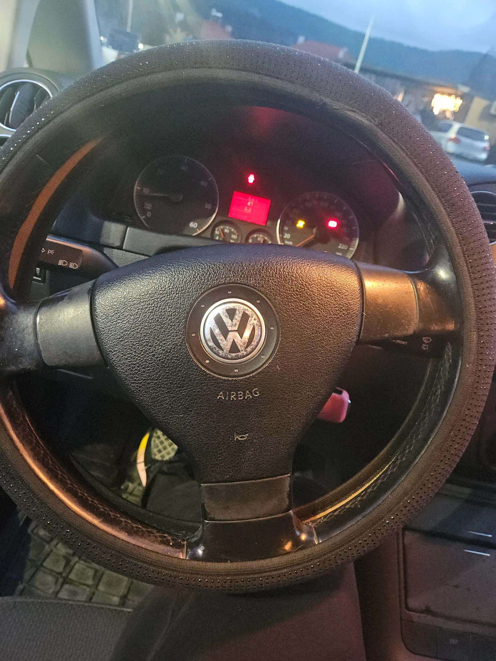 VW Golf Plus, снимка 11 - Автомобили и джипове - 53611371