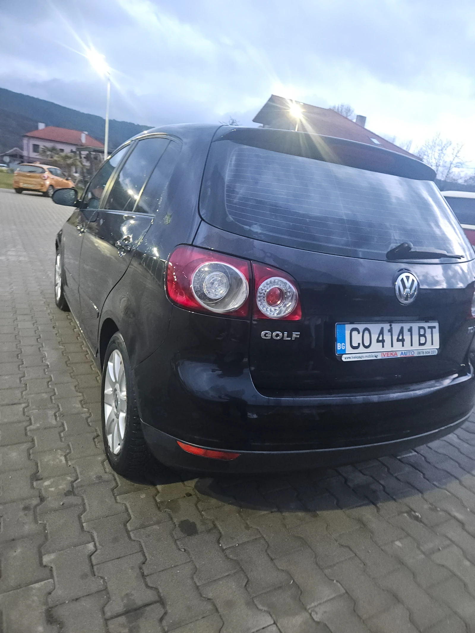 VW Golf Plus, снимка 8 - Автомобили и джипове - 53611371