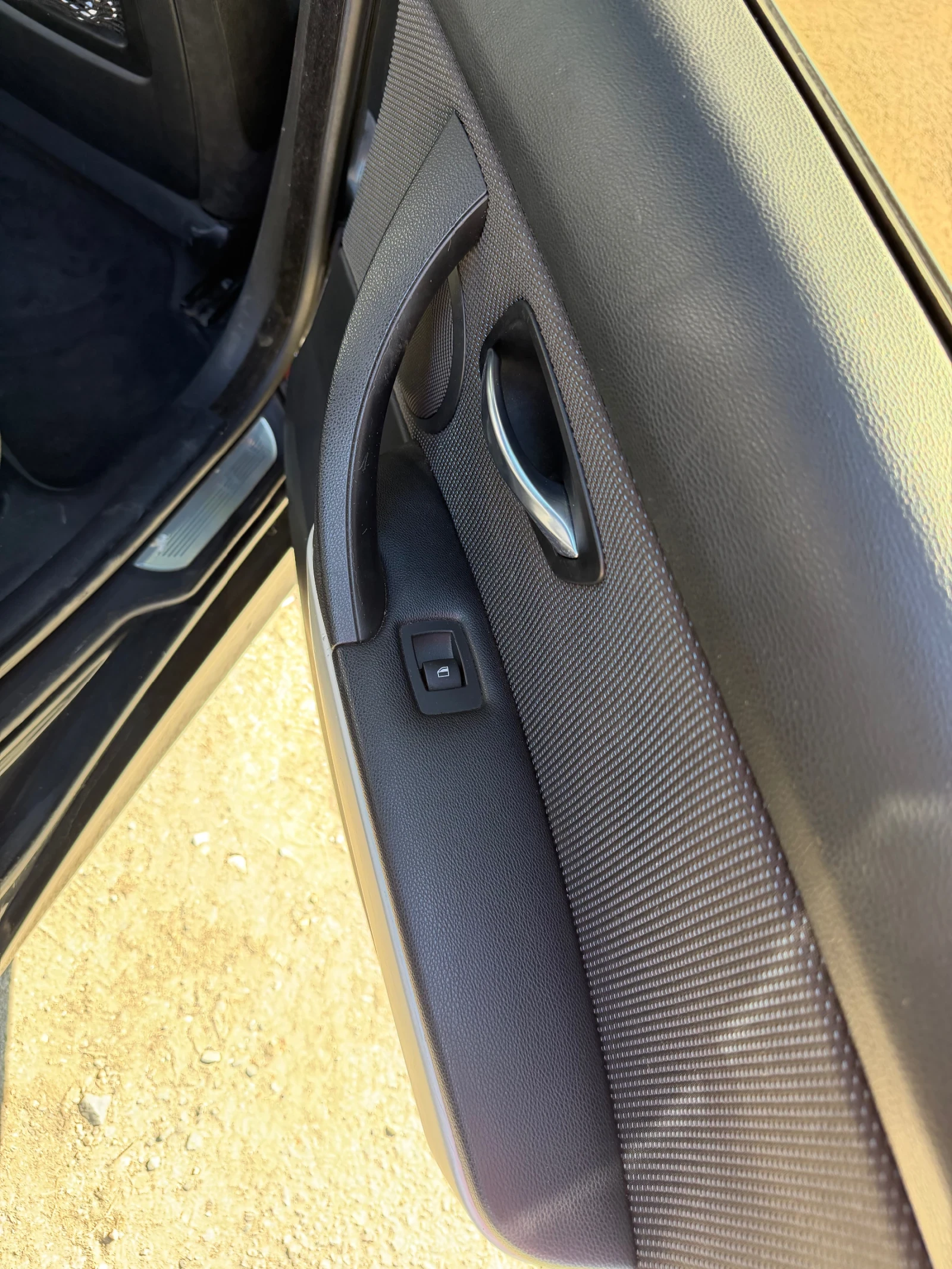 BMW 320, снимка 15 - Автомобили и джипове - 53680310