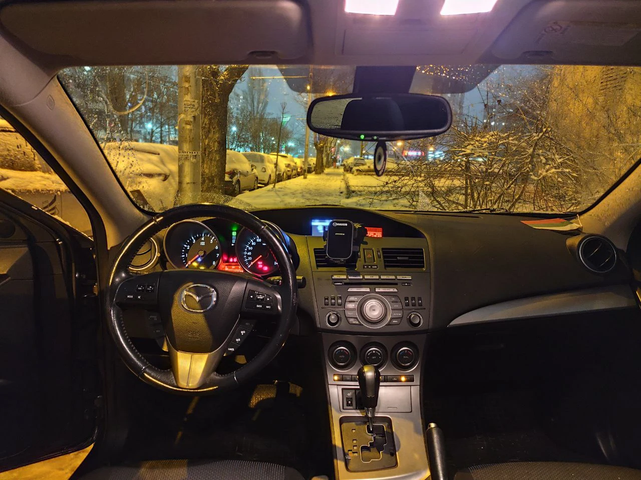 Mazda 3, снимка 8 - Автомобили и джипове - 53851166