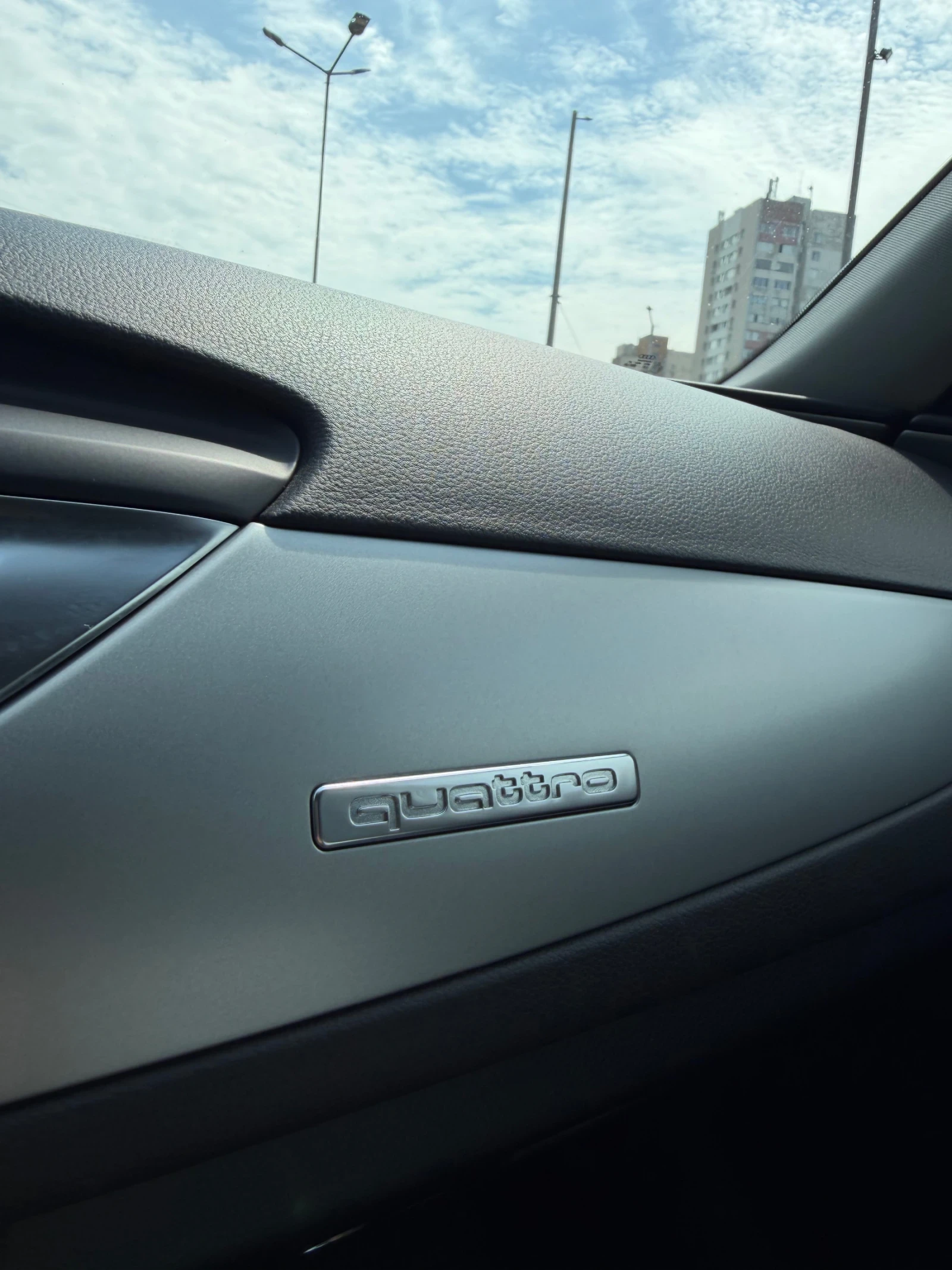 Audi A6 Avant, V6, 3.0 TDI, quattro, снимка 13 - Автомобили и джипове - 54304864