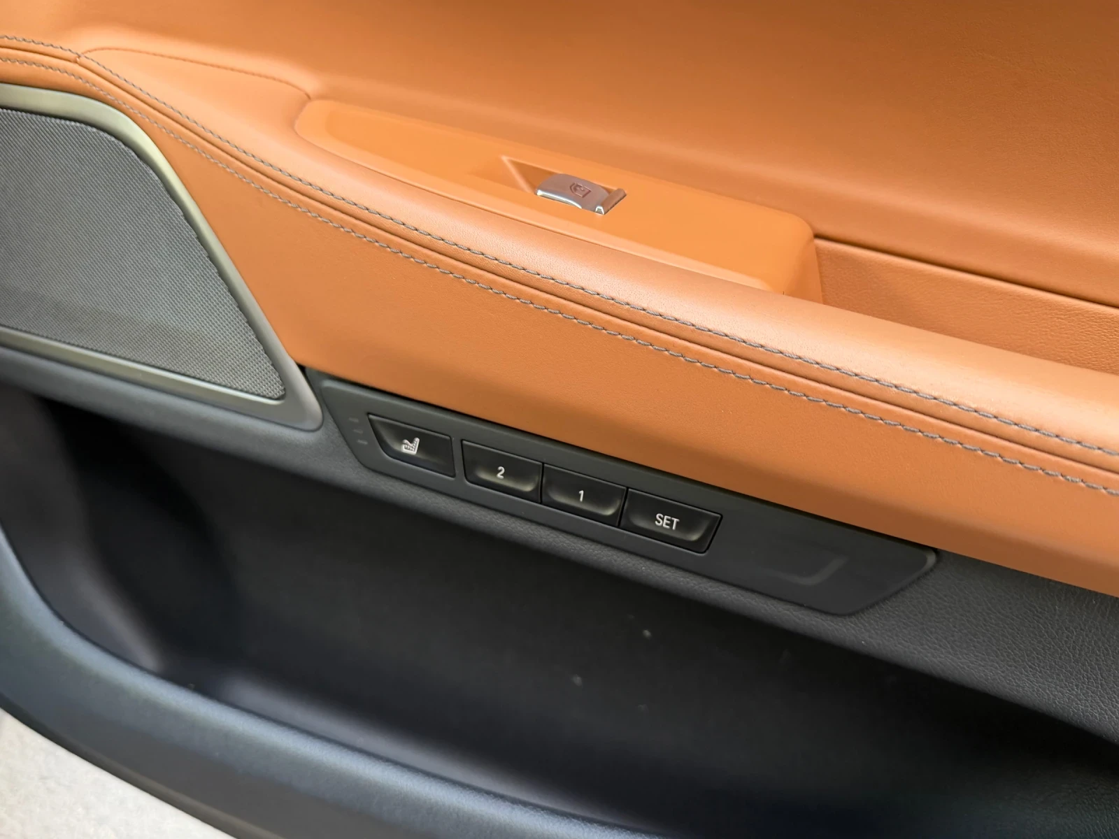 BMW 730  Full/Facelift/X-drive/Carbon core /Lazer light, снимка 13 - Автомобили и джипове - 54359288