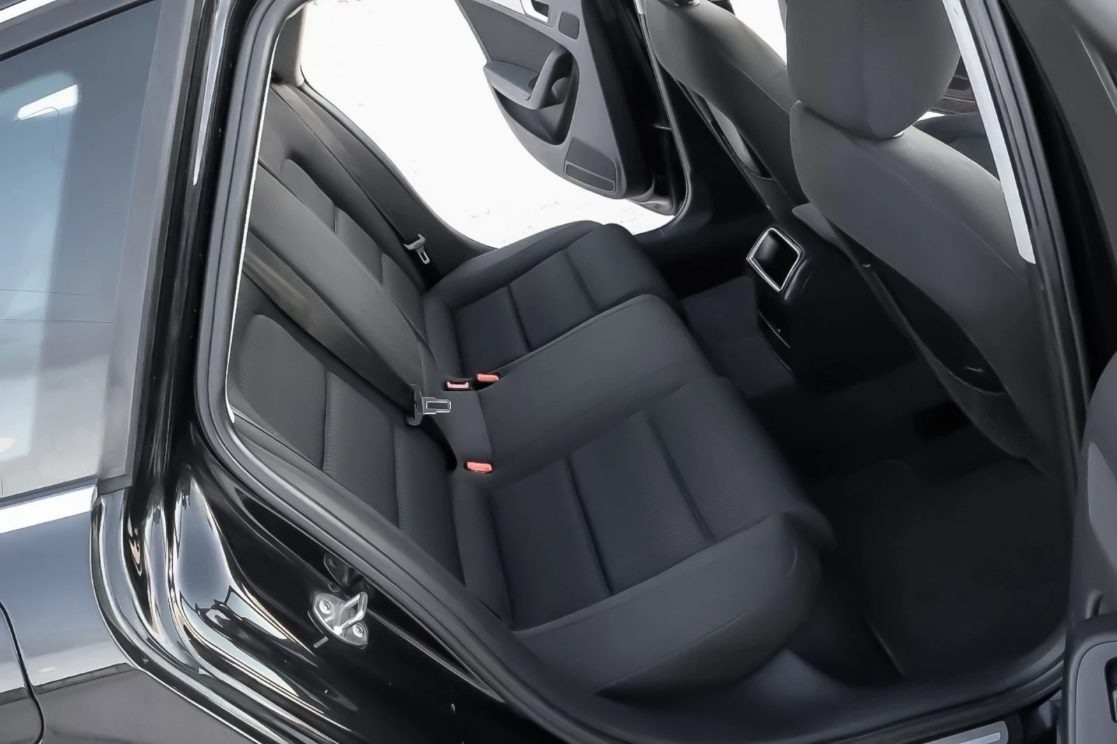 Audi A4 2.0tdi 143kc. 6ck led far | Mobile.bg � ����������� 11