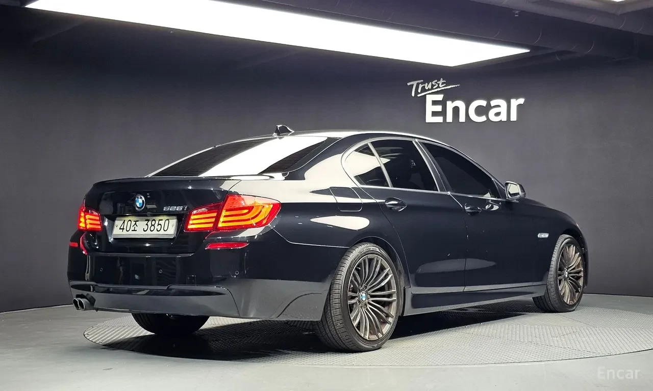 BMW 528 I, снимка 3 - Автомобили и джипове - 55405948