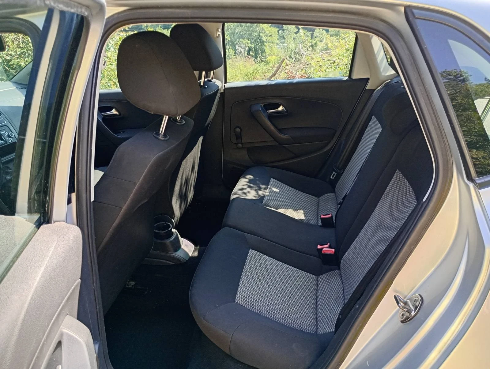 VW Polo, снимка 9 - Автомобили и джипове - 56554490