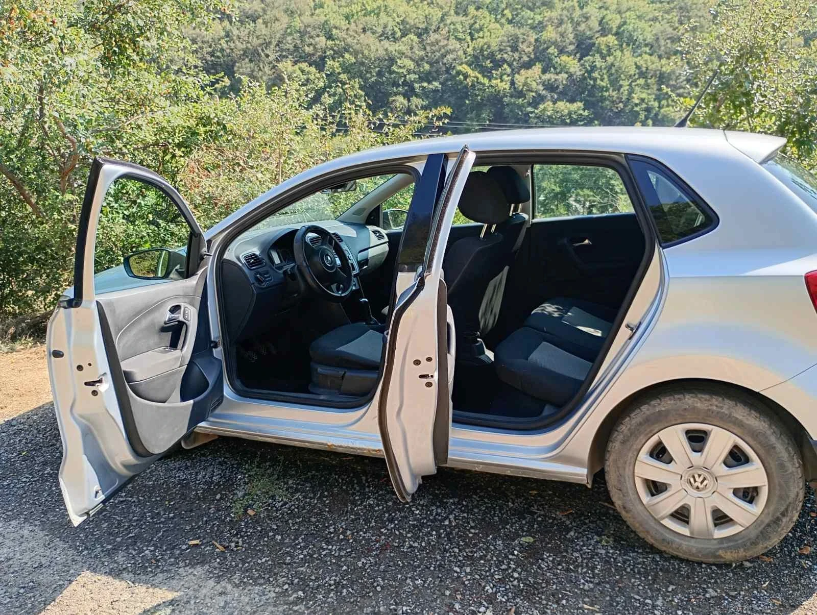 VW Polo, снимка 6 - Автомобили и джипове - 56554490