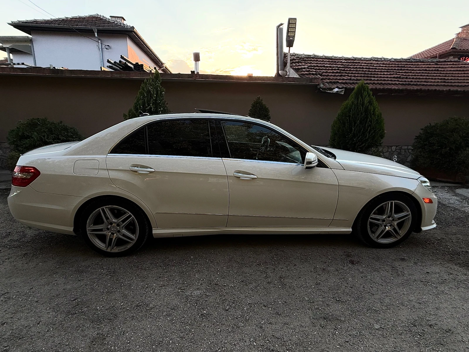 Mercedes-Benz E 500 Mercedes-Benz E-Class W212 E 550   5.5 V8   388 кс, снимка 5 - Автомобили и джипове - 56156135