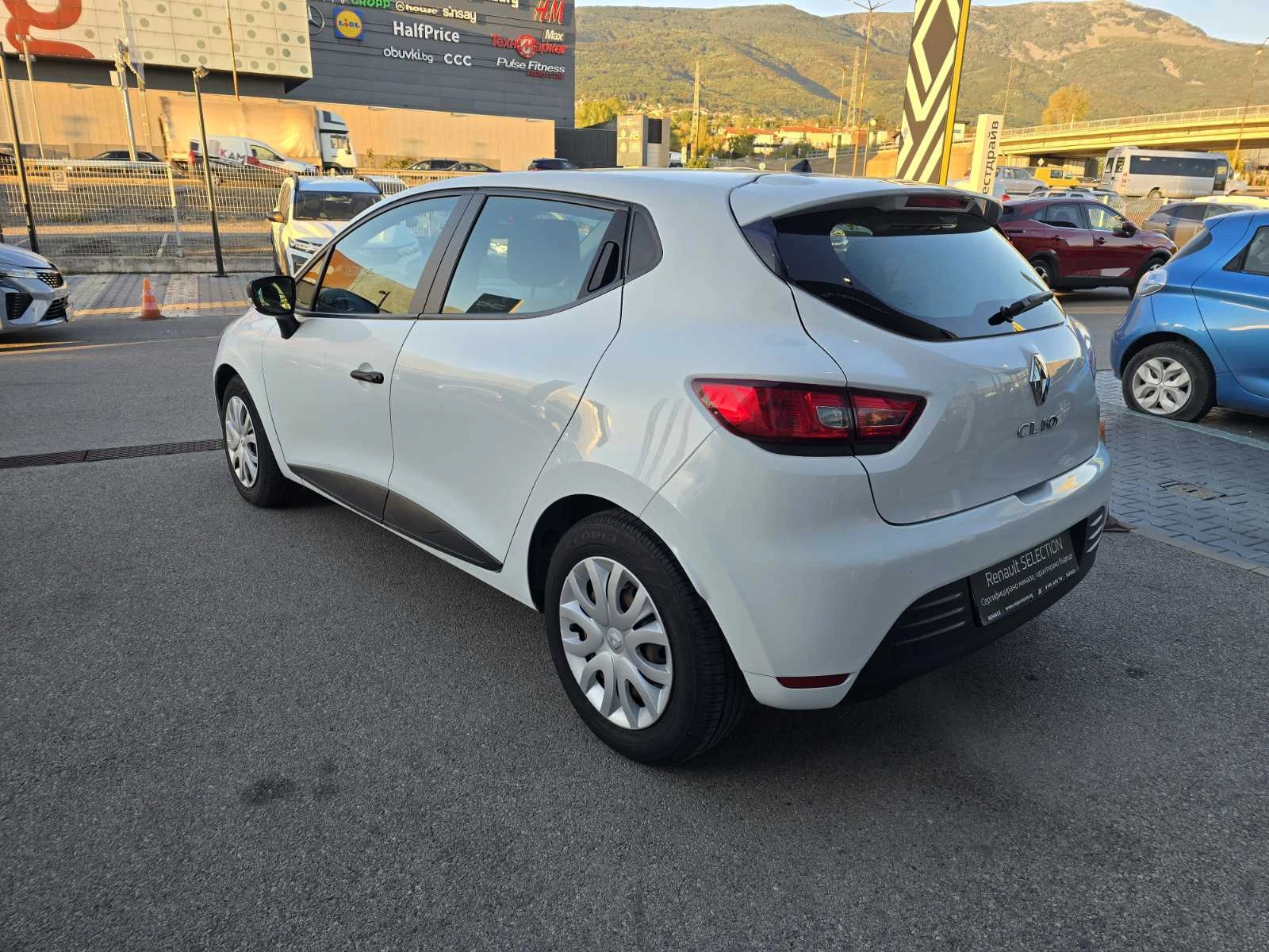 Renault Clio 0.9 TCe 75 N1, снимка 4 - Автомобили и джипове - 56311463
