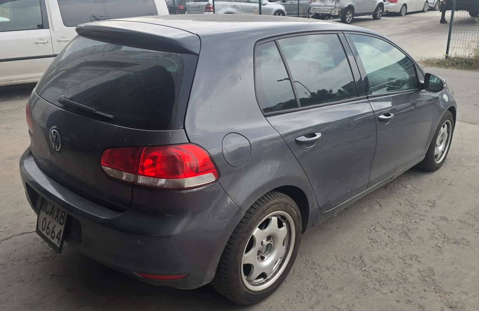 VW Golf 2.0tdi / Еко 4, снимка 3 - Автомобили и джипове - 56448941