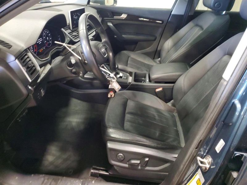 Audi Q5 2.0T* MATRIX* ДИГИТАЛНО* ТАБЛО* 360КАМЕРА* LANE* A, снимка 9 - Автомобили и джипове - 53446121