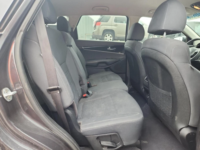 Kia Sorento 3.3l Lx, снимка 11 - Автомобили и джипове - 53541037