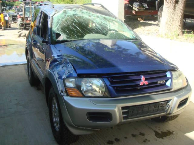 Mitsubishi Pajero 3.2DID, снимка 2 - Автомобили и джипове - 46834246