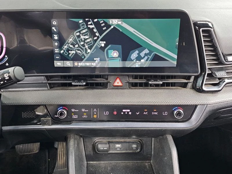 Kia Sportage Diesel 2.0 2WD| 184к.с.| ВКЛ.ТЕХНОТЕСТ, снимка 12 - Автомобили и джипове - 55261776