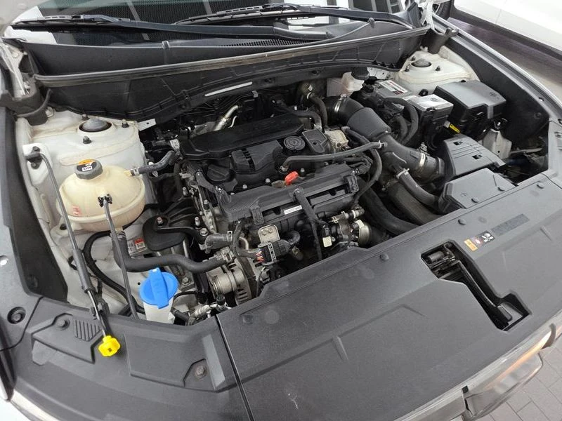 Hyundai Tucson 1.6 Automatic, снимка 17 - Автомобили и джипове - 55658662
