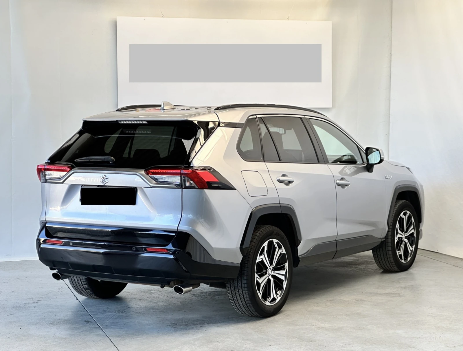 Toyota Rav4 PLUG IN HYBRID 4X4 - изображение 6