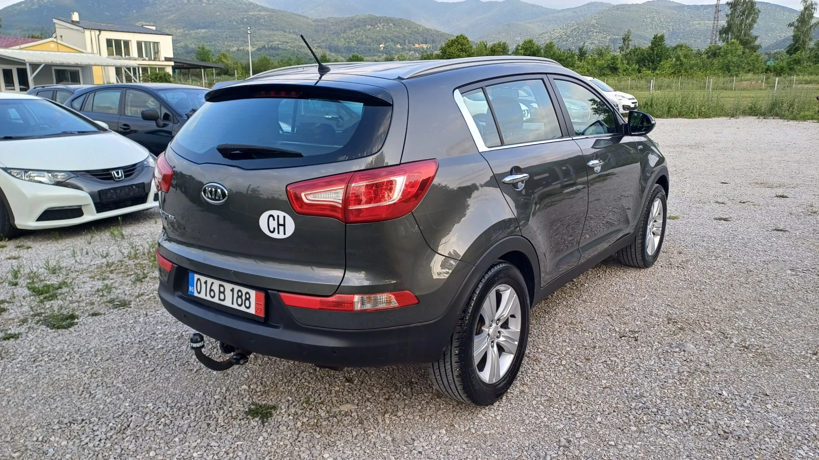 Kia Sportage 2.0i 4x4  Швейцария - изображение 7