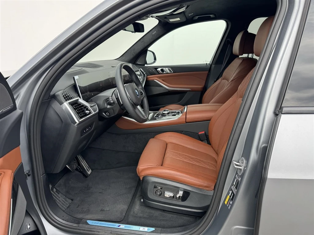BMW X5 xDrive50e - изображение 8