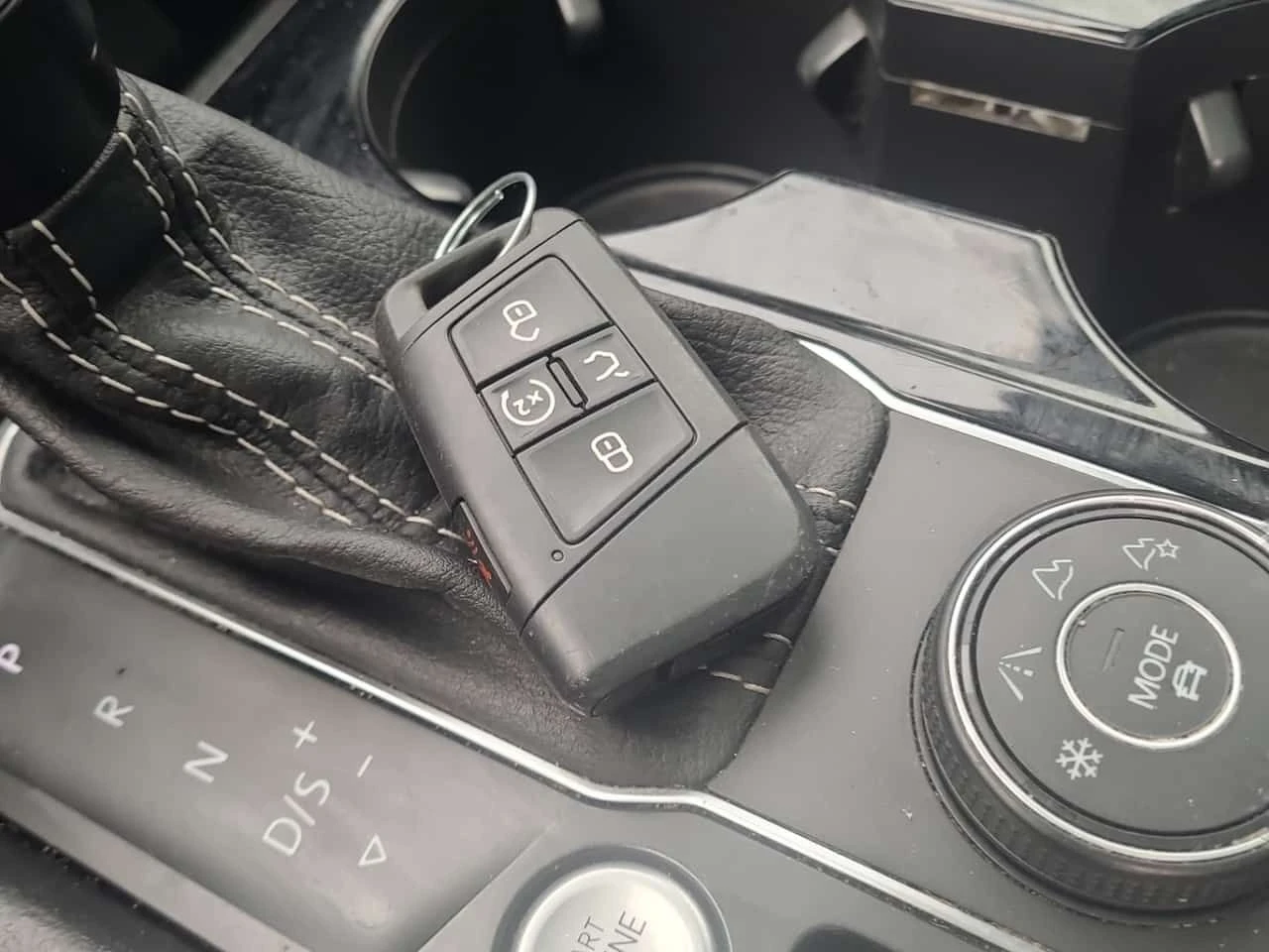 VW Atlas * HIGHLINE * CARFAX * ЦЕНА ДО БГ, снимка 11 - Автомобили и джипове - 54235723