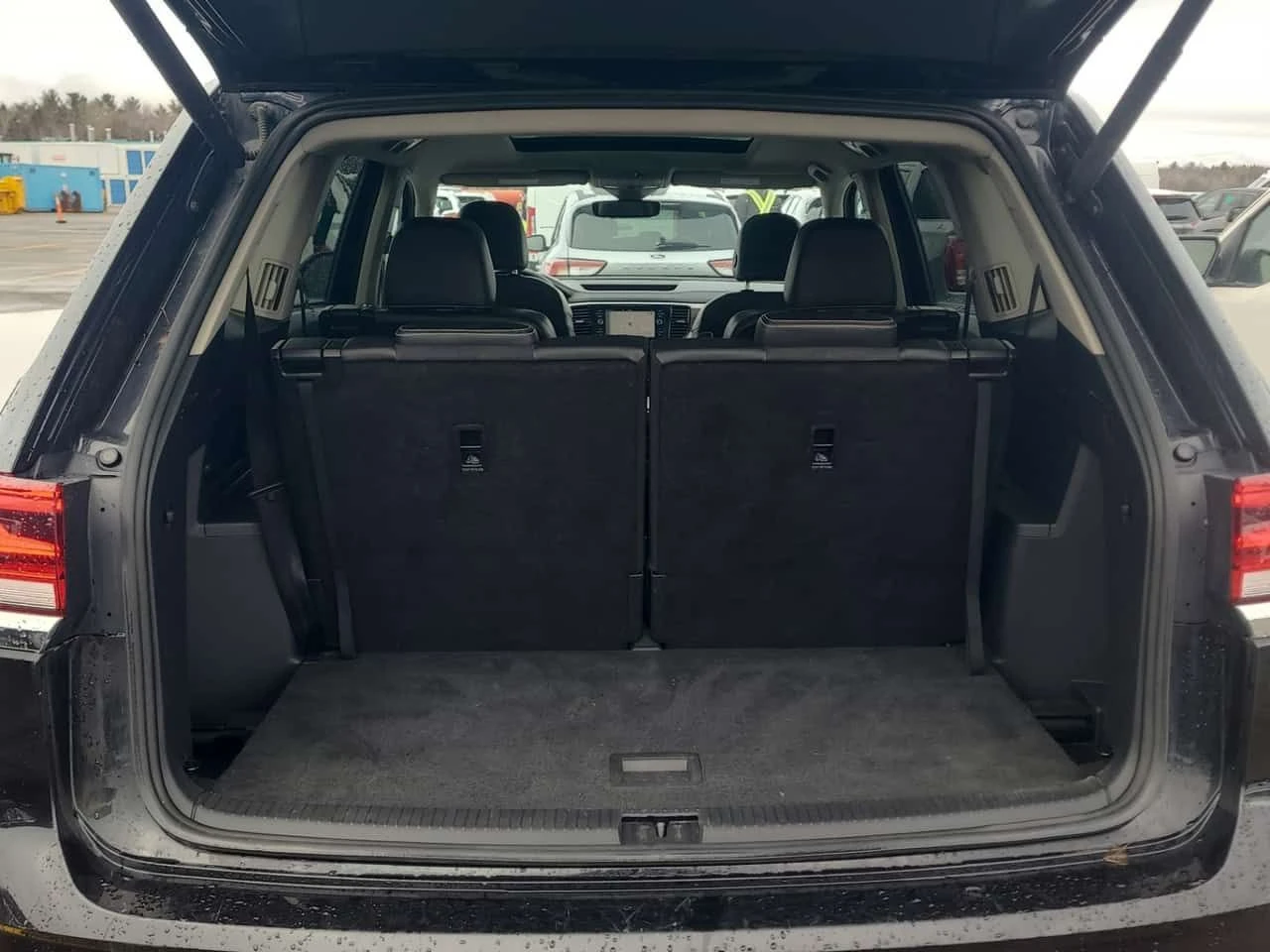 VW Atlas * HIGHLINE * CARFAX * ЦЕНА ДО БГ, снимка 14 - Автомобили и джипове - 54235723