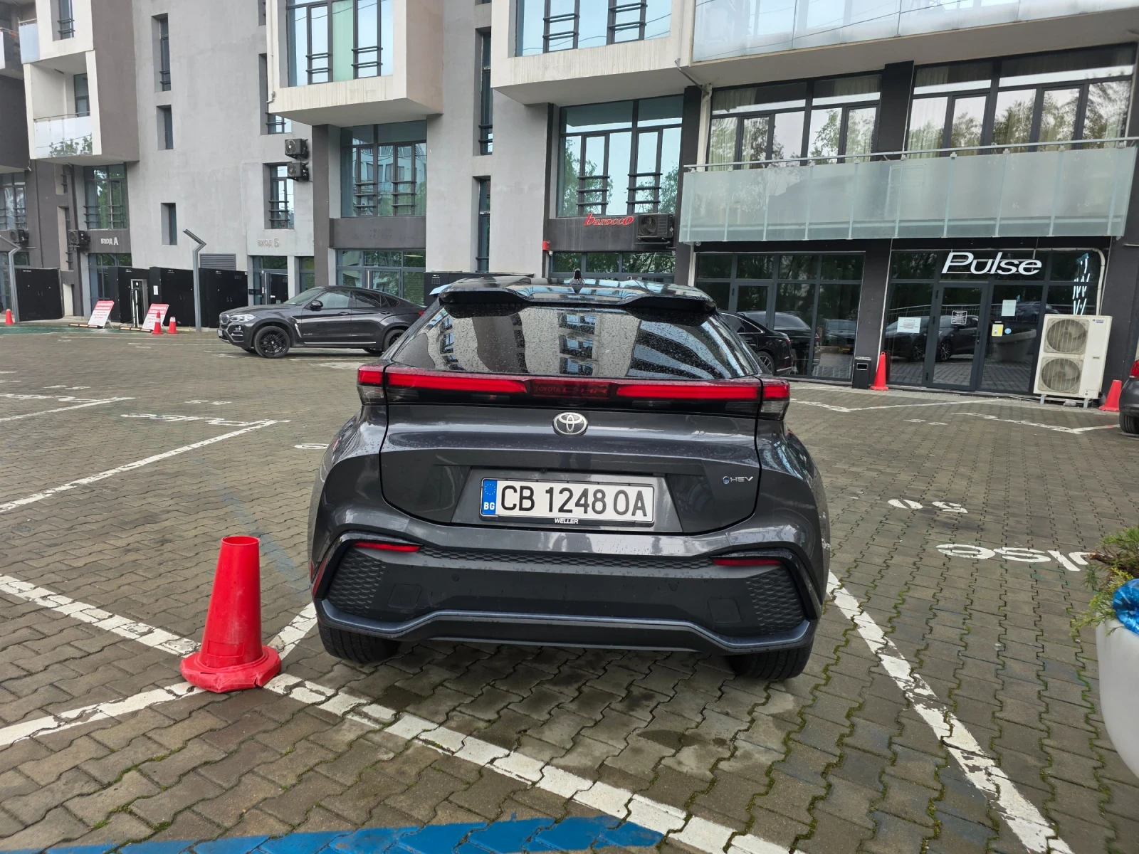 Toyota C-HR 2.0l Lounge, снимка 3 - Автомобили и джипове - 54454393