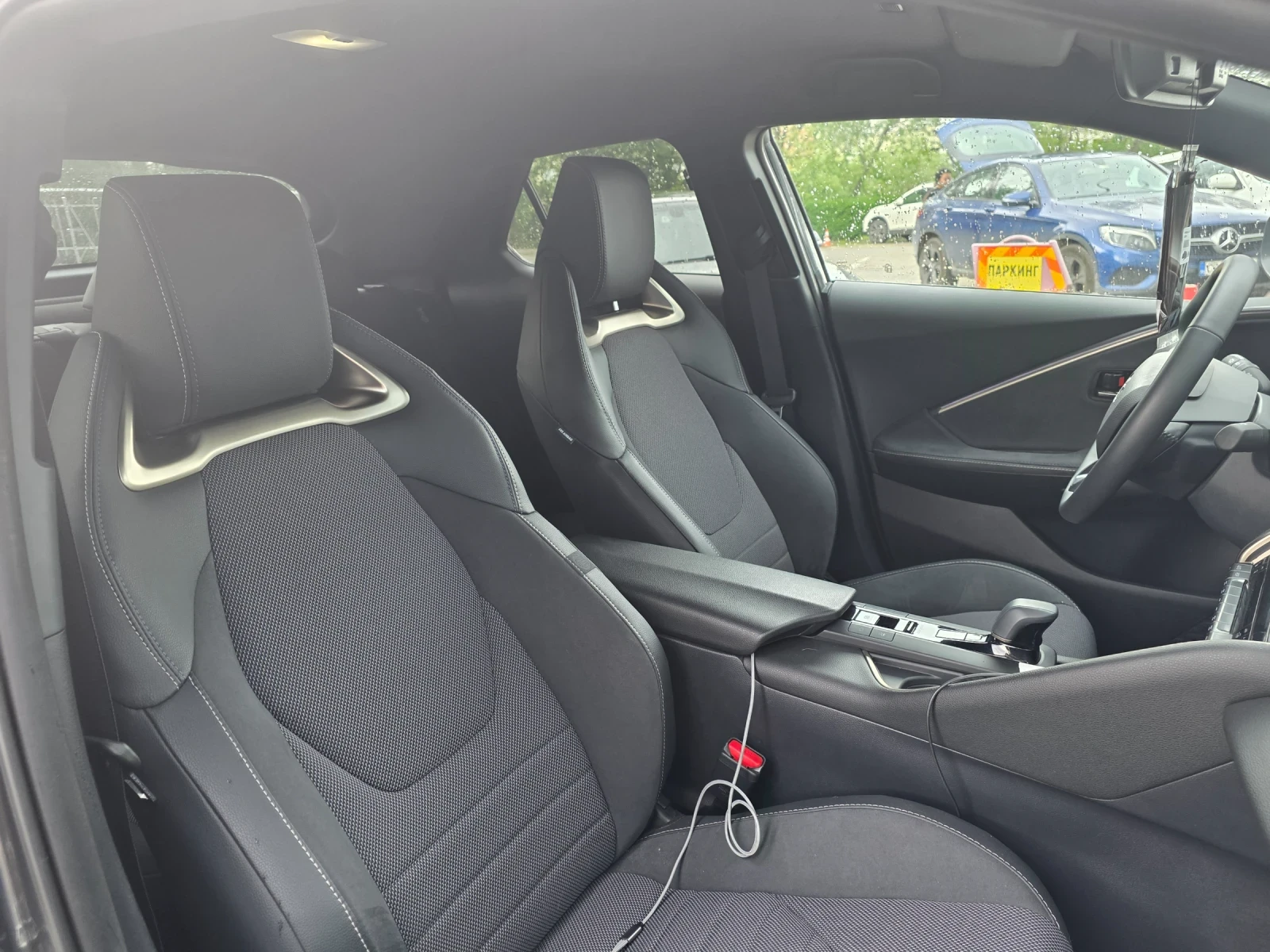 Toyota C-HR 2.0l Lounge, снимка 6 - Автомобили и джипове - 54454393