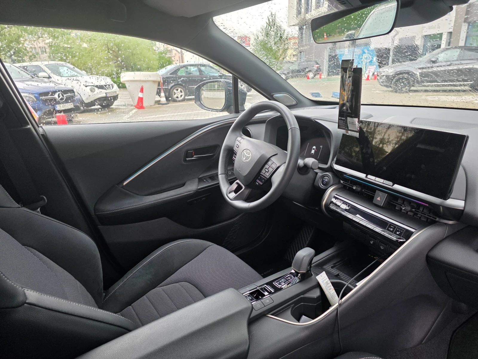 Toyota C-HR 2.0l Lounge, снимка 9 - Автомобили и джипове - 54454393