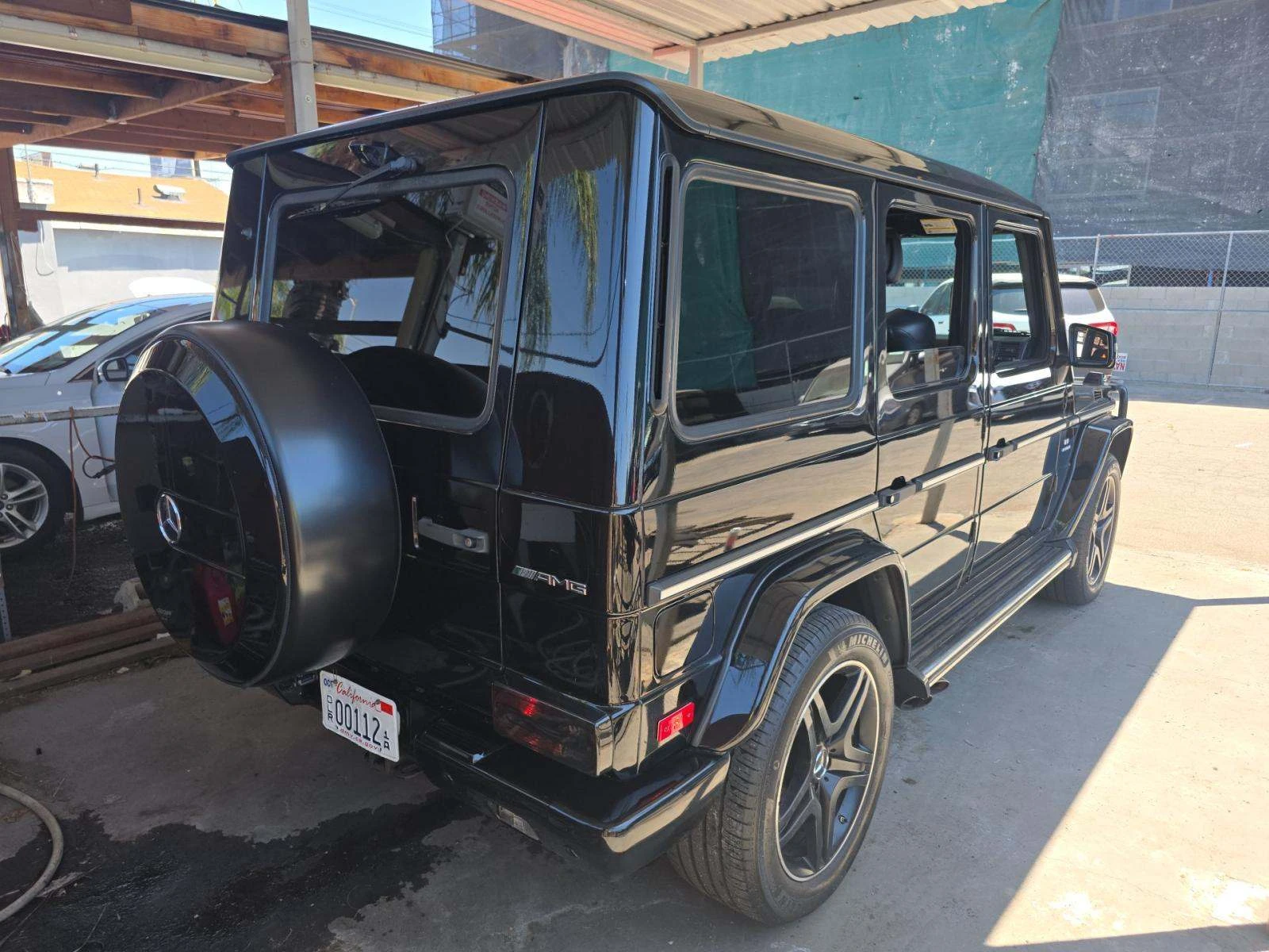 Mercedes-Benz G 63 AMG 4MATIC 4dr , снимка 4 - Автомобили и джипове - 54460240