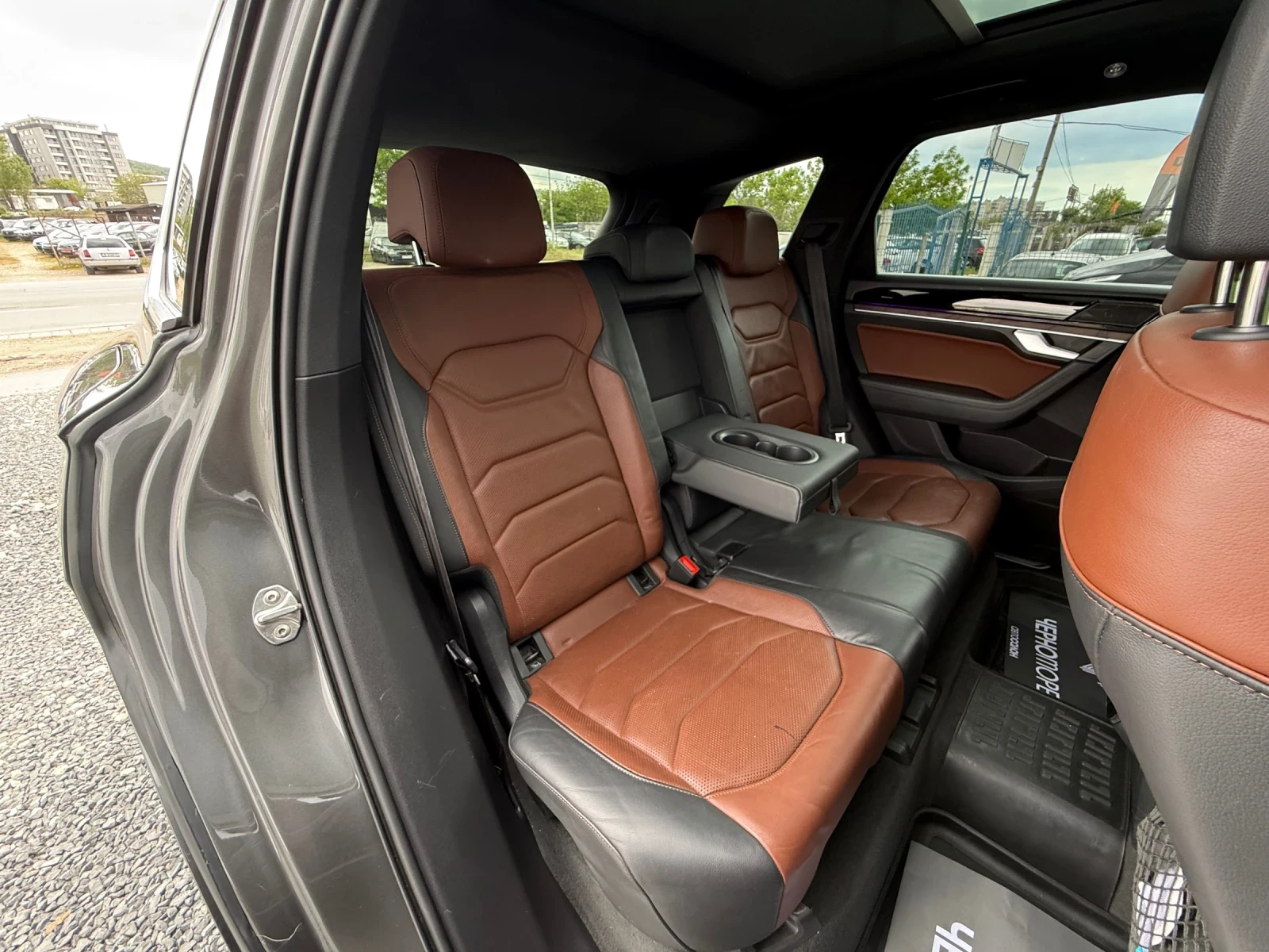 VW Touareg 3.0TDI V6 R-Line 4Motion Full Optional | Mobile.bg � ����������� 10