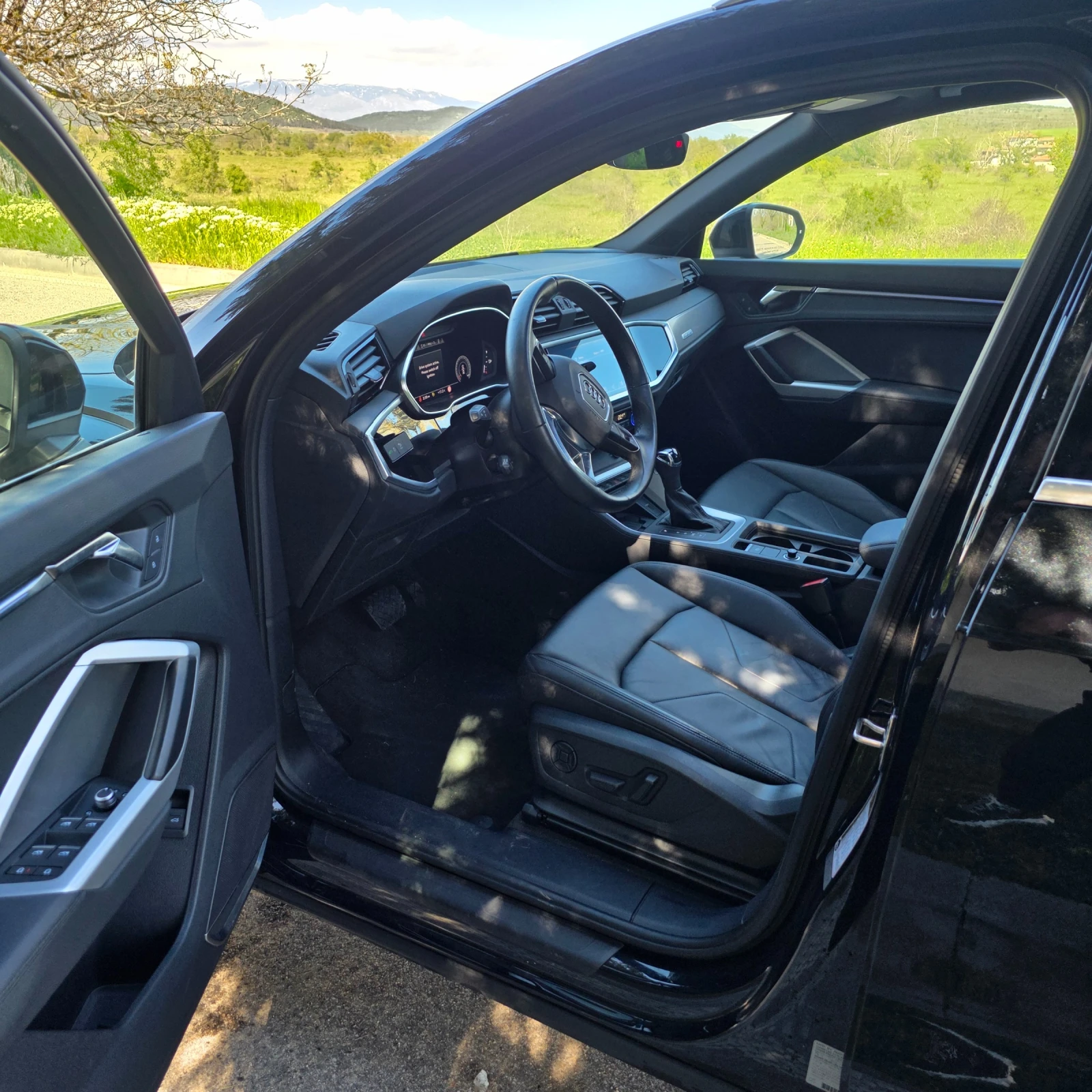 Audi Q3, снимка 10 - Автомобили и джипове - 54652692