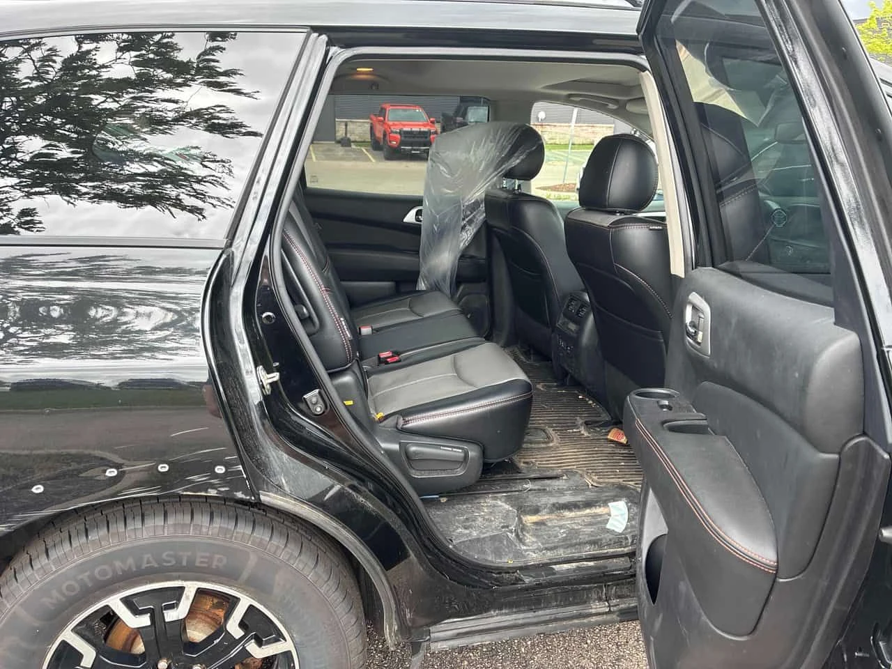 Nissan Pathfinder * 4x4 * АВТОКРЕДИТ БЕЗ ПЪРВОНАЧАЛНА ВНОСКА* , снимка 13 - Автомобили и джипове - 55146395