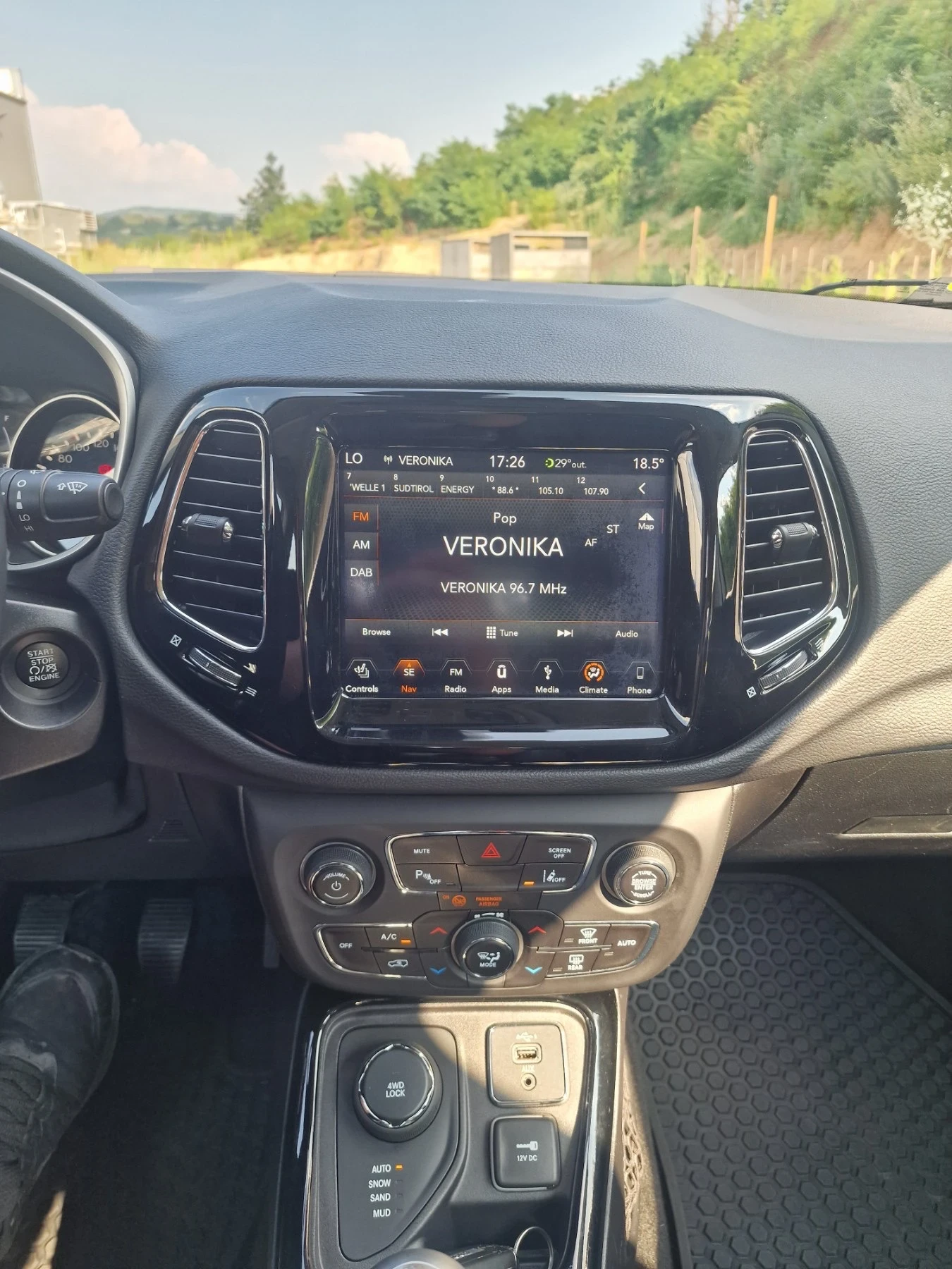 Jeep Compass 4x4 , 2.0M-Jet, 150.000km, снимка 10 - Автомобили и джипове - 55169504