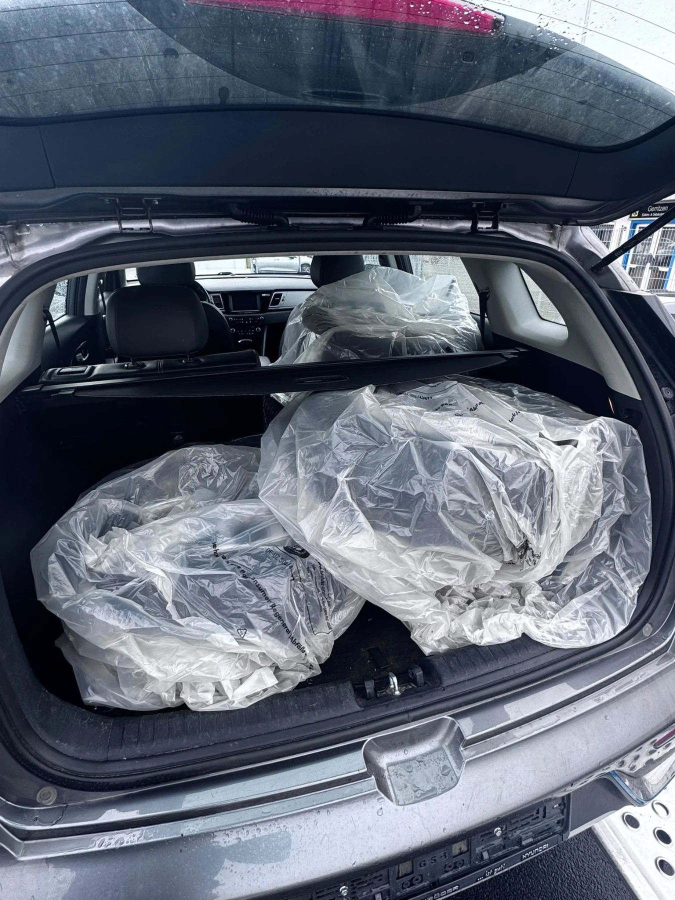 Kia Niro 1.6 Plug-in Hybrid, снимка 8 - Автомобили и джипове - 56312958