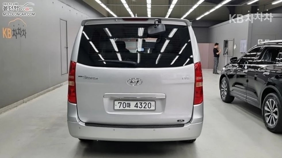 Hyundai H1 Hyundai Х1 Grand 12/9 -местен LPi- Wagon CVX Premi - изображение 4