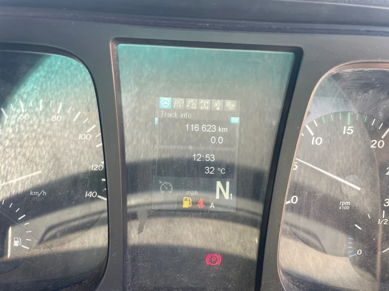 Mercedes-Benz Arocs 4х4/6м3/Е6, снимка 5 - Камиони - 50817940