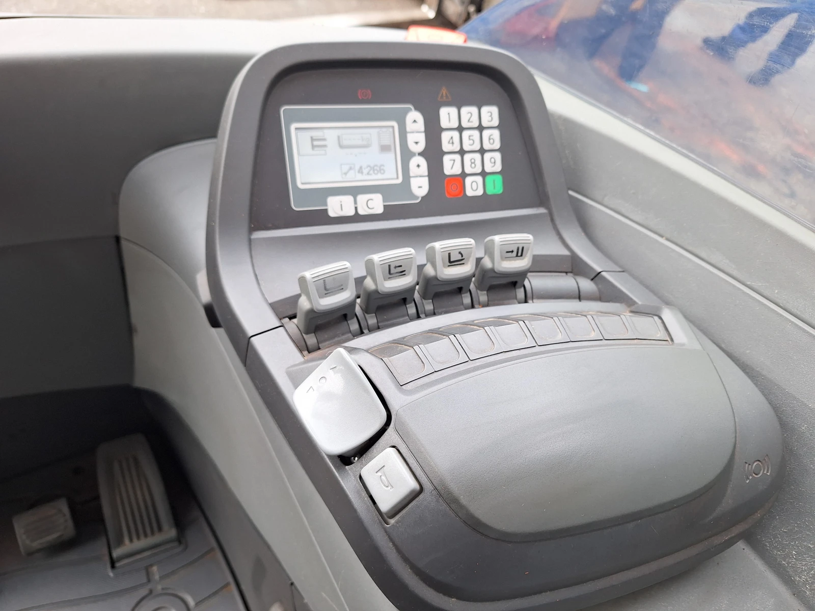 Електрокар Toyota RRE140H - 9000 mm, снимка 6 - Индустриална техника - 53735744