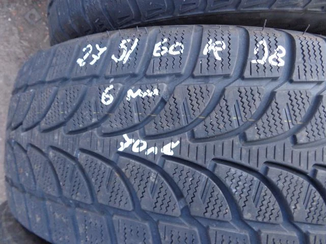 Гуми Зимни 275/60R18, снимка 1 - Гуми и джанти - 16832149