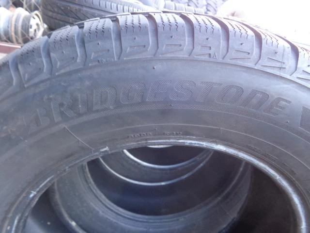 Гуми Зимни 275/60R18, снимка 8 - Гуми и джанти - 16832149