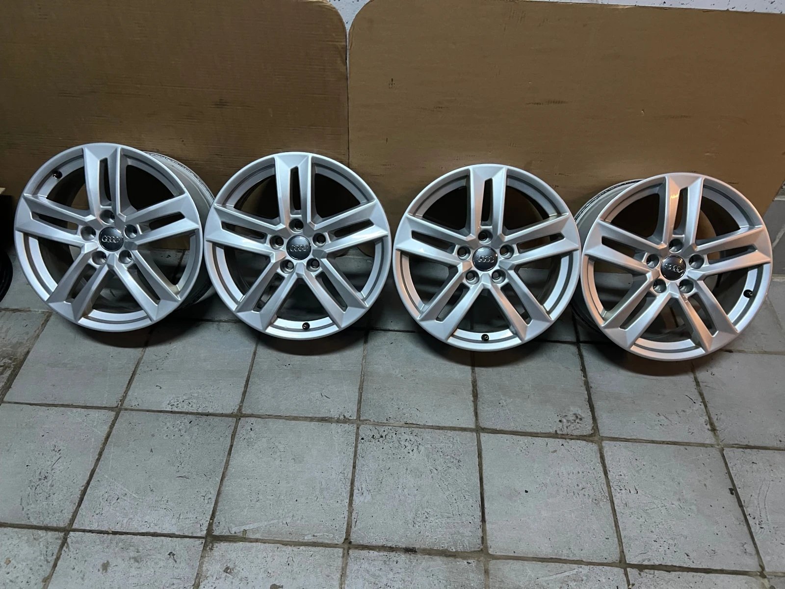 ������ | Mobile.bg � ����������� 4