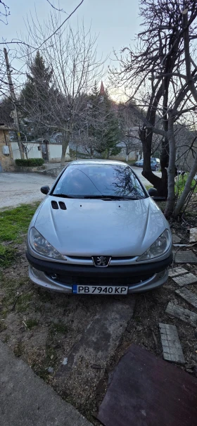 Peugeot 206 Хечбек, снимка 1
