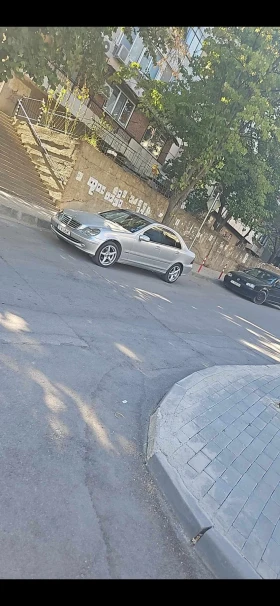 Mercedes-Benz C 220, снимка 1