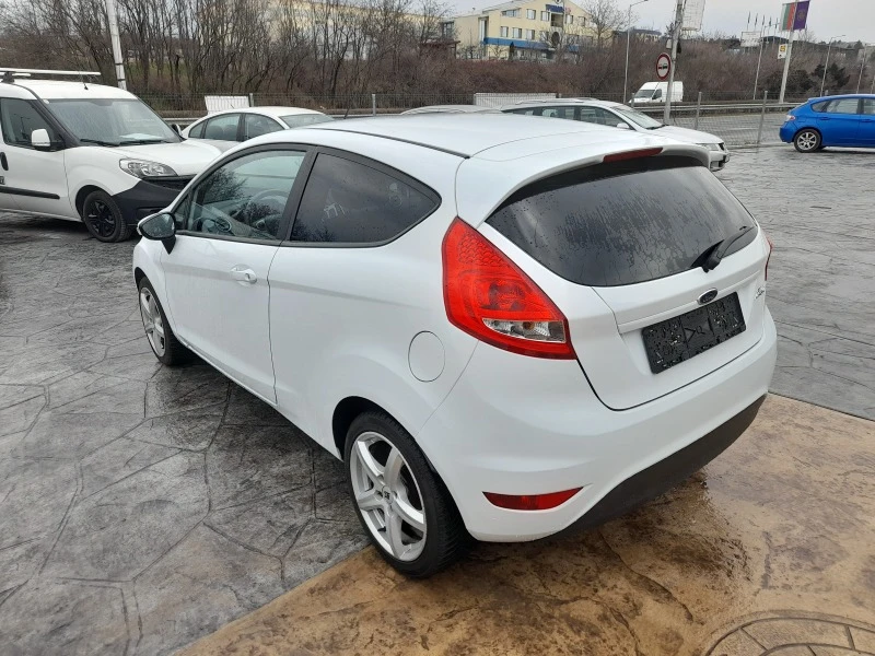 Ford Fiesta 1.2i COUPE TREND, снимка 4 - Автомобили и джипове - 46830854