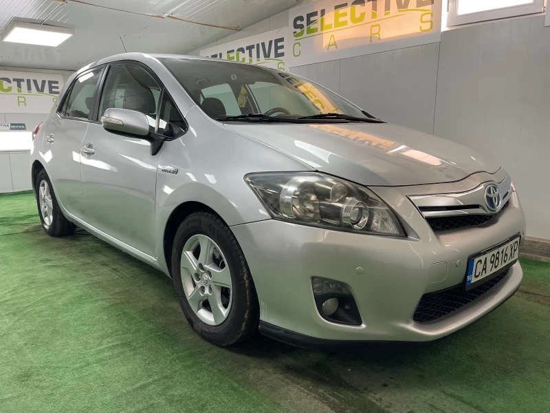 Toyota Auris 1.8 Hybrid LPG, снимка 5 - Автомобили и джипове - 47802237