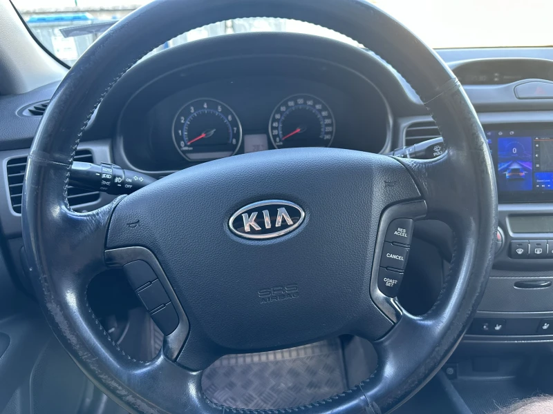 Kia Magentis 2.7 автоматик газ, снимка 12 - Автомобили и джипове - 47885323