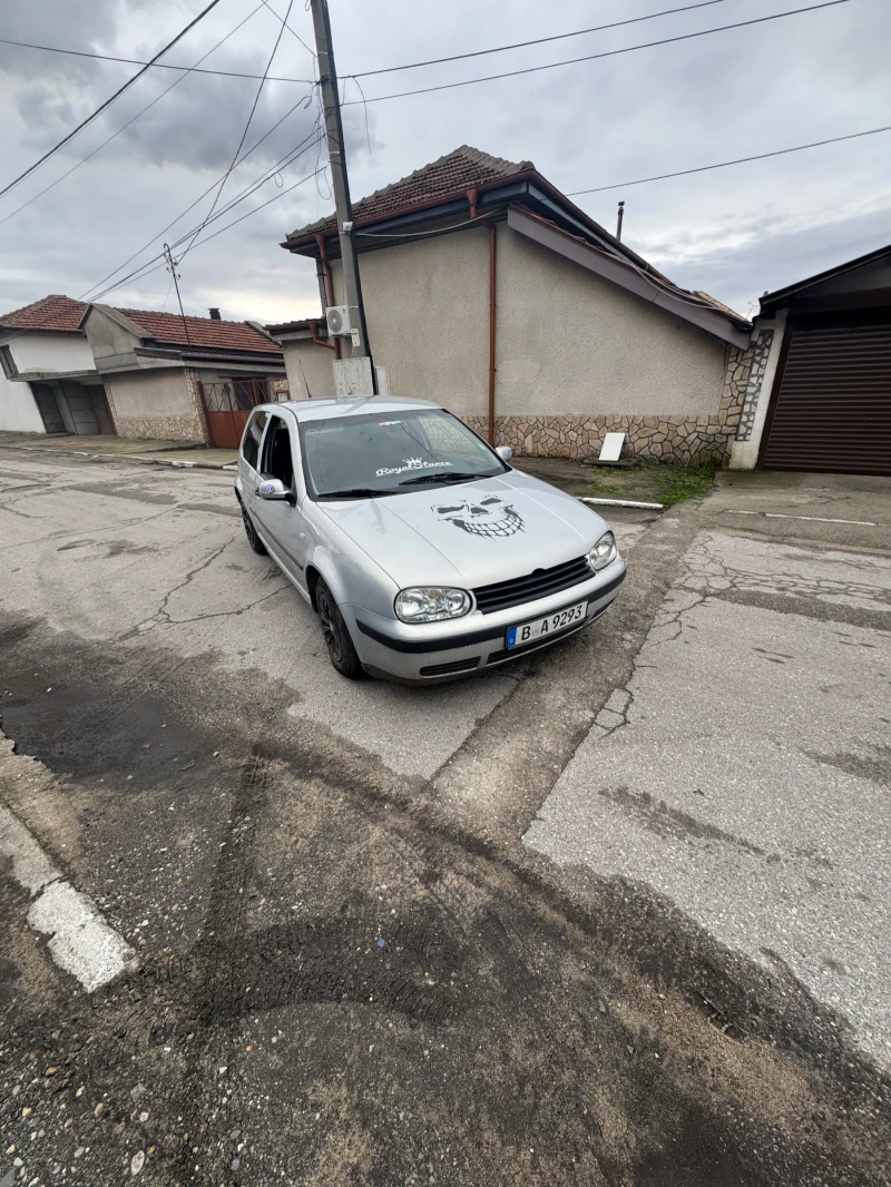 VW Golf, снимка 4 - Автомобили и джипове - 48480026