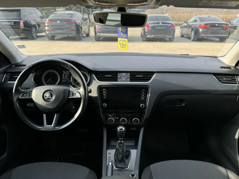 Skoda Octavia 2.0tdi* 150ps* DSG* PART* DISTRONIC* CARPLAY* , снимка 11 - Автомобили и джипове - 48783702