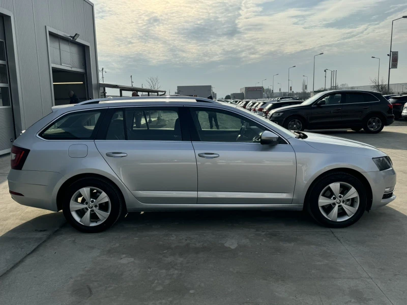 Skoda Octavia 2.0tdi* 150ps* DSG* PART* DISTRONIC* CARPLAY* , снимка 6 - Автомобили и джипове - 48783702