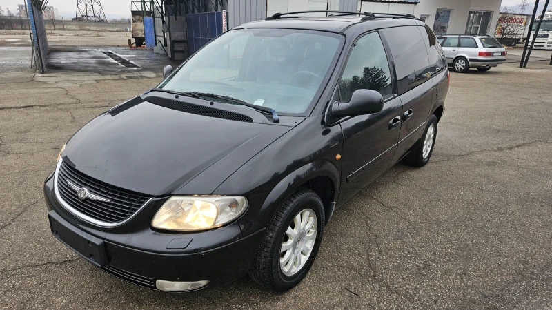 Chrysler Voyager 2.5 CRD, снимка 2 - Автомобили и джипове - 49516716