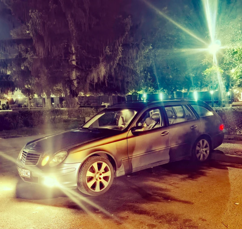Mercedes-Benz E 350 3.5, снимка 3 - Автомобили и джипове - 52646113