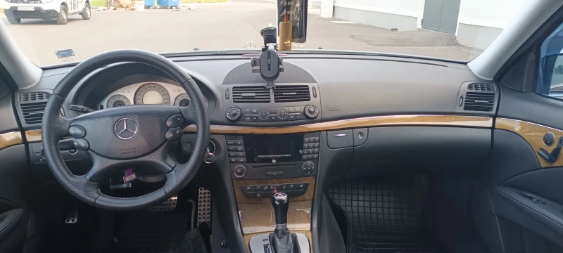 Mercedes-Benz E 350 3.5, снимка 7 - Автомобили и джипове - 52646113