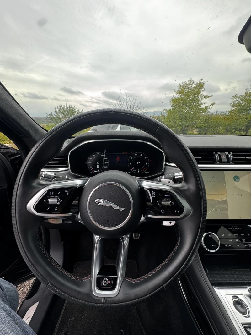 Jaguar F-Type * SVR* * CARFAX* , снимка 8 - Автомобили и джипове - 52122036